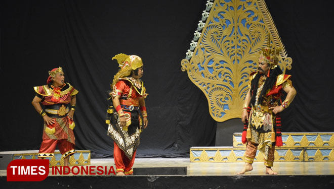 Suasana penampilan Ketoprak Wayang untuk memeriahkan Pengukuhan Pengurus Pepadi Sleman Periode 2020-2025. (FOTO: Humas Pemkab Sleman for TIMES Indonesia)