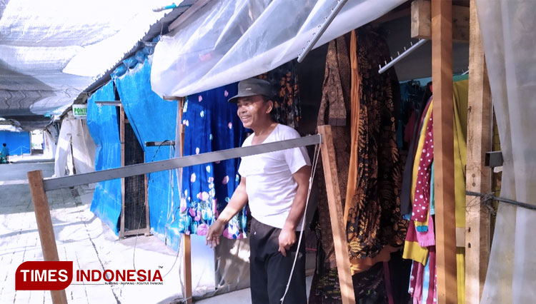 Ruko Milik Pak Suhermanto di pasar kawasan wisata Religi Makam Gus Dur (FOTO: Rohmadi/TIMES Indonesia)