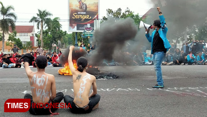 Demo-Mahasiswa-2.jpg