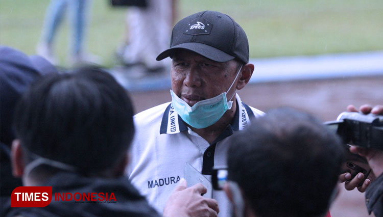 Manajer sekaligus Pelatih Madura United, Rahmad Darmawan. (foto: Tria Adha/TIMES Indonesia)