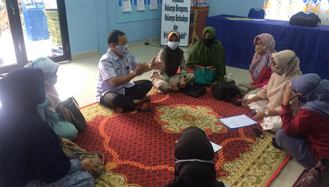 Penyuluh KB Bonbarles Bersatu Terus berkoordinasi. (Foto: Dok DPPKB Bontang)