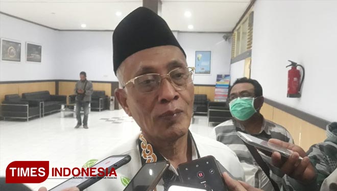 Bupati Bondowoso KH Salwa Arifin saat dikonfirmasi. (FOTO: Moh Bahri/TIMES Indonesia)