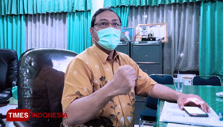 Kepala Dinas Kesehatan (Dinkes) Kota Cirebon Dr. Edy Sugiarto ( Foto : Ayu Lestari / TIMES Indonesia) 