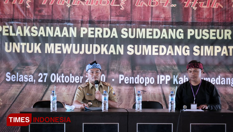 Wakil Bupati Sumedang, Erwan Setiawan saat sambutan dalam acara Kongres Dewan Kebudayaan Sumedang (DKS) ke-II (FOTO: Humas Pemkab Sumedang for TIMES Indonesia)
