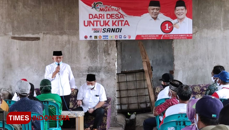 Cabup Malang Abah Sanusi ketika kampanye di Kecamatan Wagir. (Foto: Binar Gumilang/TIMES Indonesia)