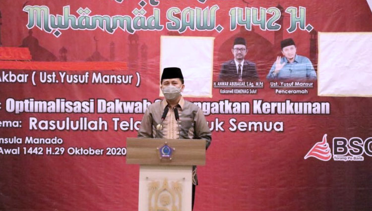 Pjs Gubernur Sulut Agus Fatoni menyampaikan sambutan pada peringatan Maulid Nabi Muhammad SAW 1442 Hijriah. (Foto: Pemprov Sulut for TIMES Indonesia)
