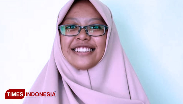 Efa Nur Fauziya Juara 2 Lomba Vlog SIT JSIT Jawa Timur Tahun 2020 Kelas XII IPA SMAIT Al Uswah Tuban. (FOTO: Ikhwan Fahrudi/TIMES Indonesia) 