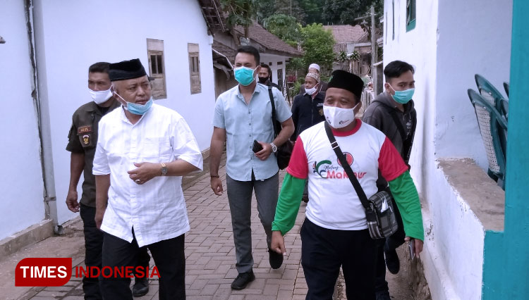 Cabup Malang Abah Sanusi saat kampanye di Wajak. (Foto: Binar Gumilang/TIMES Indonesia)