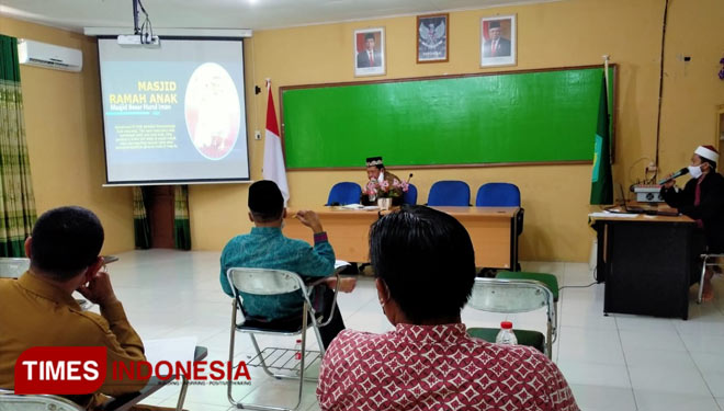 Salah satu tahapan penetapan Piloting MRA berupa presentasi (Foto: DPPKB Bontang for TIMES Indonesia)