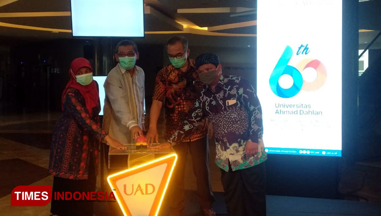 Suasana lounching logo Milad ke-60 UAD (FOTO: Humas UAD for TIMES Indonesia)