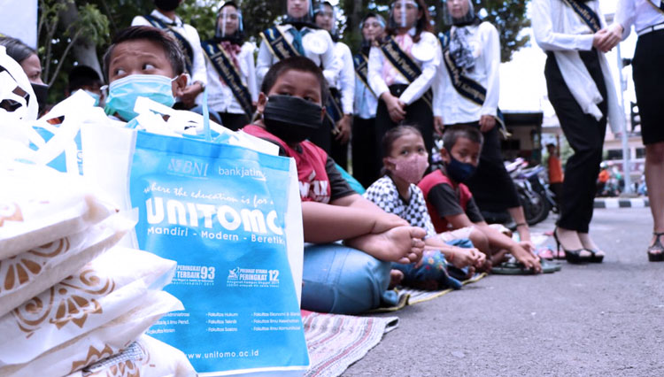 Finalis Putra Putri Kampus Unitomo 2020 C