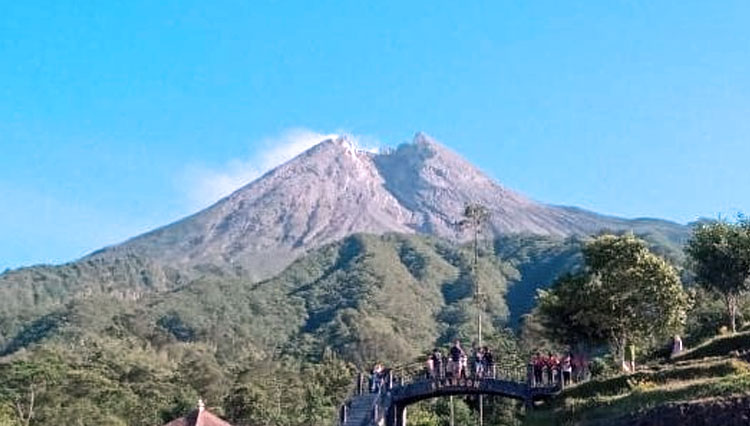 Gunung Merapi, status Siaga (level III). (FOTO: portaljogja.com)