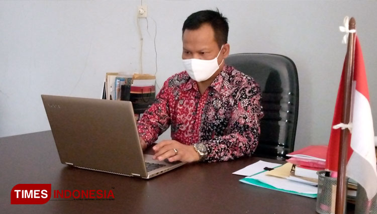 Ketua Bawaslu Kabupaten Banjarnegara, Jawa Tengah Sarno Wuragil. (Foto: Muchlas Hamidi/TIMES Indonesia)