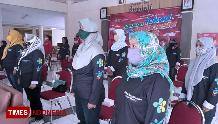 Suasana peringatan Hari Kesehatan Nasional ke 56 yang dilaksanakan oleh Dinas Kesehatan Kota Batu yang dilaksanakan secara hybrid. (FOTO: Muhammad Dhani Rahman/TIMES Indonesia)