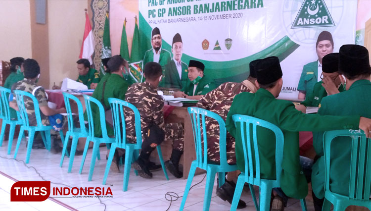 Tim Akreditasi PW Jateng lakukan penilaian akreditasi terhadap PAC GP Ansor Banjarnegara. (FOTO: Muchlas Hamidi/TIMES Indonesia)