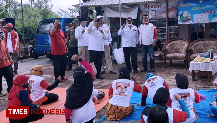 Cabup Malang Abah Sanusi saat kegiatan kampanye. (Foto: Binar Gumilang/ TIMES Indonesia)