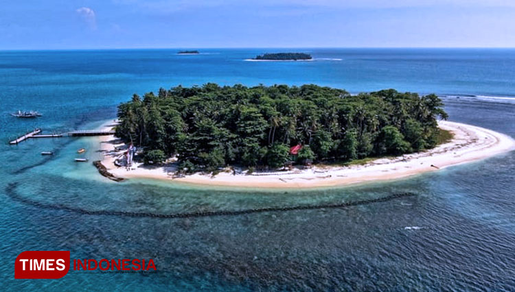 Suasana destinasi wisata Pulau Angso Duo, Kota Pariaman, Sumatera Barat. (Foto: Disparbud Kota Pariaman for TIMES Indonesia)
