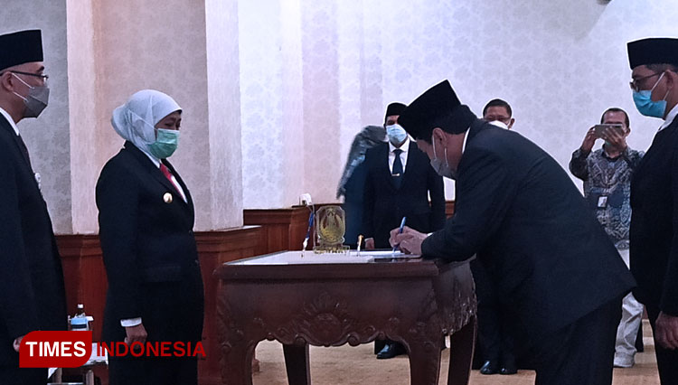 Prosesi sertijab Kepala BKN Kanreg II Surabaya a
