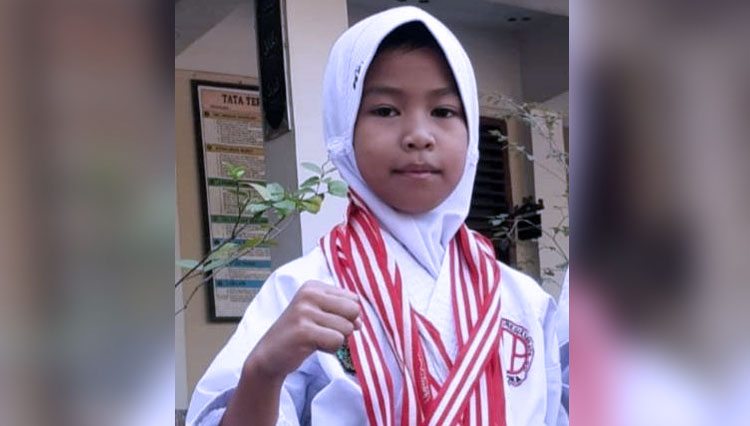 Chania Alifia Zahra Pelajar MIN 1 Pekanbaru yang meraih juara 1 pada ajang APSKF Virtual Competition yang di Kazakhstan. (FOTO: Dokumentasi Kemenag Riau) 