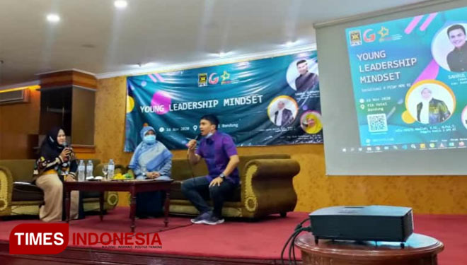 Cawabup Bandung nomor urut 3 Sahrul Gunawan jadi pembicara kegiatan Young Leadership Mindset, di Kab Bandung, Senin (16/11/20).(FOTO: Tim Bedas for TIMES Indonesia)