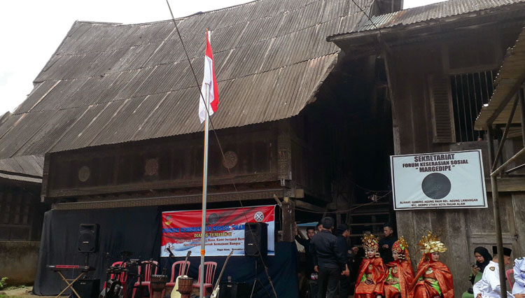 Salahsatu rumah baghi di Dusun Gunung Agung Pauh. Rumah ini pernah jadi markas perjuangan tentara republik di masa perang mempertahankan kemerdekaan.  (Foto: Asnadi/ TIMES Indonesia) 