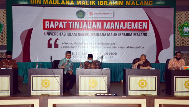 Rapat tinjauan manajemen UIN Malang Kamis, 19 November 2020 (Foto: Humas UIN Maliki Malang)