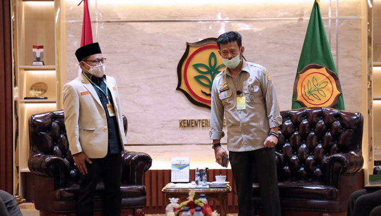 Ketua Umum Pemuda Muhammadiyah saat menemui Mentan RI Syahrul Yasin Limpo di Kantor Kementan RI, Jakarta. (FOTO: Humas)