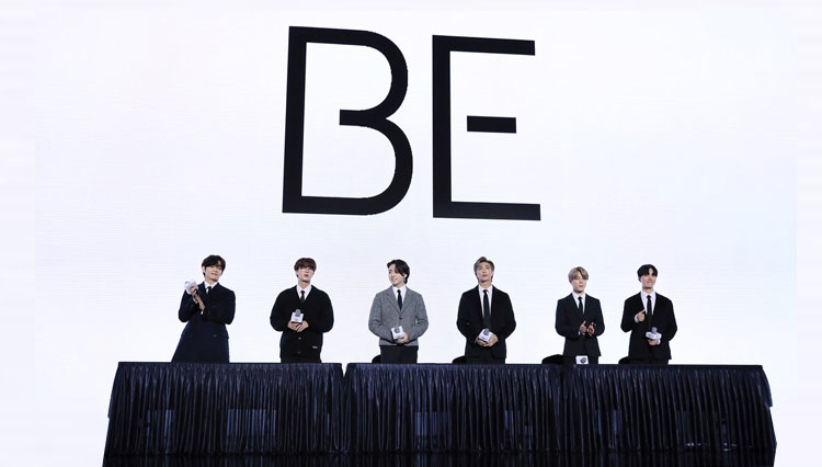 BTS saat peluncuran album baru mereka yang berjudul BE (FOTO: Big Hit Entertainment)