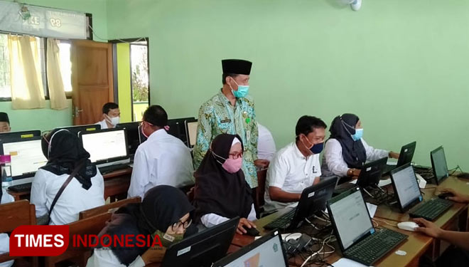 Kegiatan asesmen kompetensi bagi guru, kepala sekolah, dan pengawas madrasah di Kabupaten Tuban, Jum'at, (20/11/2020) (Foto: Achmad Choirudin/TIMES Indonesia)