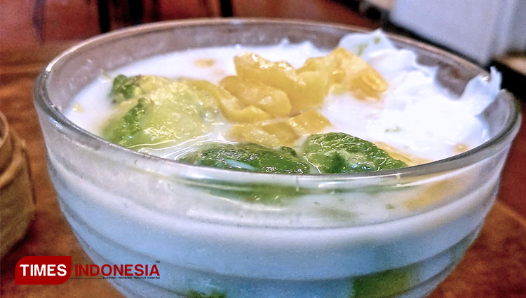 Aneka-menu-sajian-Mie-Galau-Malang-2.jpg