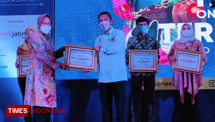 Wali Kota Risma saat acara penutupan Inapro Expo 2020 di Grand City Surabaya, Minggu (22/11/2020). (FOTO: Lely Yuana/TIMES Indonesia) 
