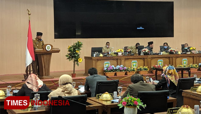 Rapat paripurna nota penjelasan raperda tentang rencana induk pembangunan kepariwisataan Kota Madiun tahun 2020 - 2035 di DPRD Kota Madiun. (Foto: Aditya Candra/TIMES Indonesia)