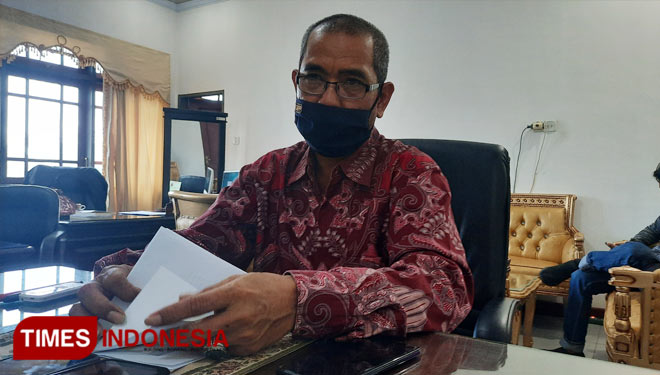 Ketua Bawaslu Sulteng, Jamrin ketika dijumpai di kantor Bawaslu Sulteng. (Foto: Anang Prasetio/TIMES Indonesia)