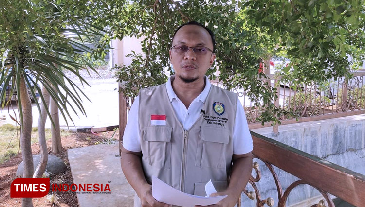 Juru bicara Satgas Covid-19 Kabupaten Indramayu Deden Bonni Koswara. (Foto: Muhamad Jupri/TIMES Indonesia)