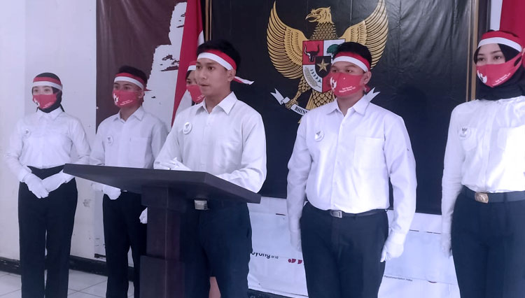 Pemuda Indonesia Bergerak Bersama TNI Polri a