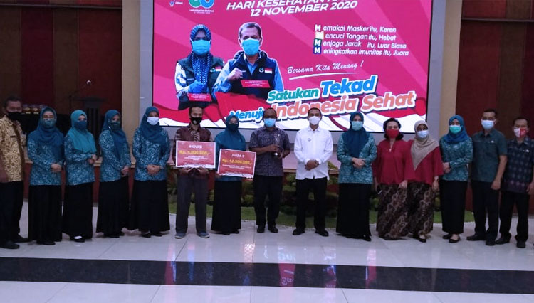  Wali Kota Cimahi Ajay M Priatna menghadiri acara puncak peringatan Hari Kesehatan Nasional tingkat Kota Cimahi, di Gedung Cimahi Technopark pukul 09.00 WIB, Jumat (27/11/20).(Foto: Pemkot Cimahi for TIMES Indonesia)