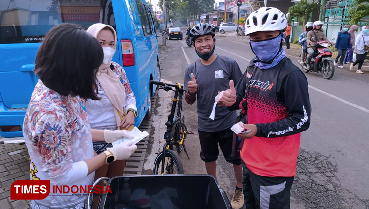 Para pecinta olahraga bersepeda menyemarakkan kegiatan yang dilaksanakan oleh BNN Kota Batu. (FOTO: BNN Kota Batu for TIMES Indonesia)