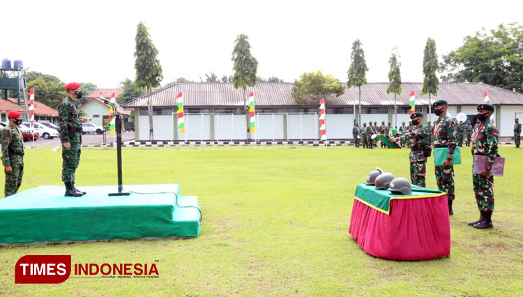 Upacara penutupan Pendidikan Raider Angkatan XXVI tahun 2020, yang dipimpin langsung oleh Danpusdiklatpassus Kopassus Brigjen TNI Thevi A. Zebua. (Foto: Pendim Cilacap For TIMES Indonesia)
