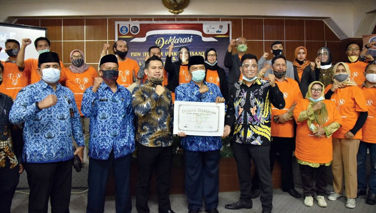 HIPMI Kab Bandung mendeklarasikan Forum UMKM, di Bale Sawala Soreang.(Foto: Humas Pemkab)