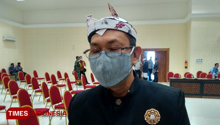 Kepala Dinas Kesehatan Lamongan, dr. Taufik Hidayat, Rabu (02/12/2020) Foto : Moch. Nuril Huda/TIMES Indonesia).