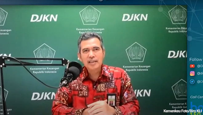 Direktur Piutang Negara dan Kekayaan Negara Lain-lain, Lukman Effendi dalam acara virtual terkait Transformasi Pengelolaan Piutang Negara, Jumat, (04/12). (Foto: Dokumentasi Kemenkeu) 