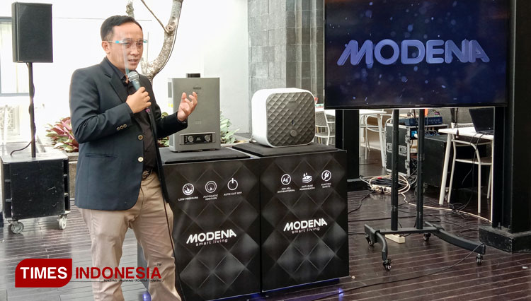 Produk Water Heater milik Modena dipamerkan di Kota Malang. (Foto: Naufal Ardiansyah/TIMES Indonesia)