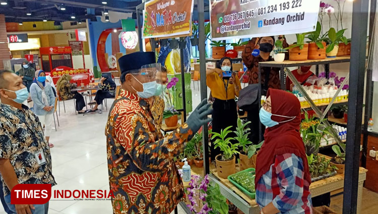 Walikota Madiun H Maidi a