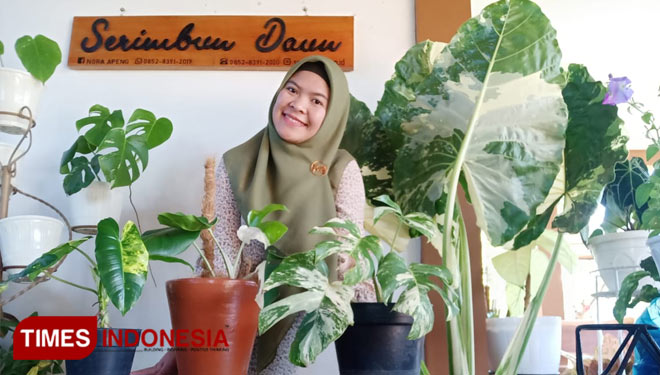 Owner Serimbun Daun Grevina Vionora Anggraini. (Foto: Novrico/ Times Indonesia)