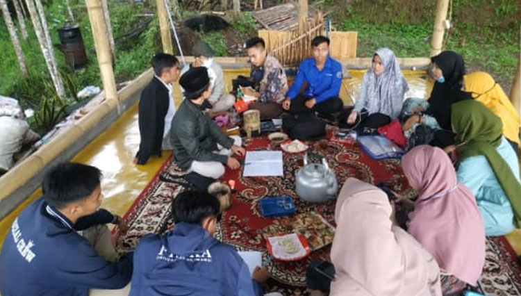 MCI melakukan musyawarah pengurus di Sekolah Alam Bangkit (Sabangkit) Cigalontang. (Foto: Istimewa)