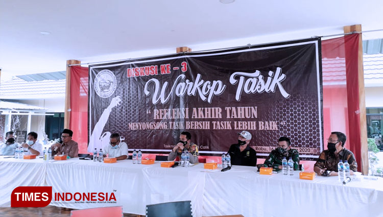 Suasana Diskusi Ke-3 Warkop Tasik (FOTO: Hartini /TIMES Indonesia Priangan Timur)