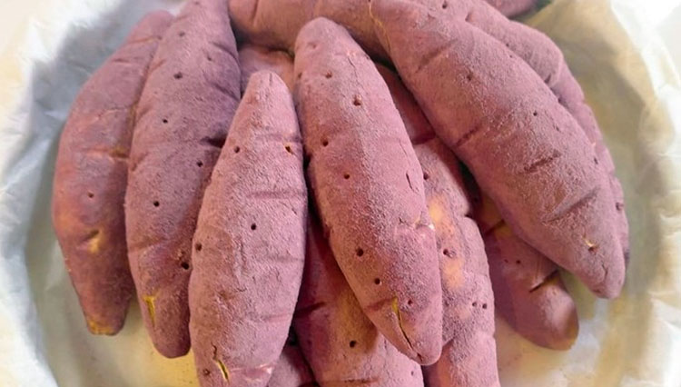 Korean-Sweet-Potato-Bread.jpg