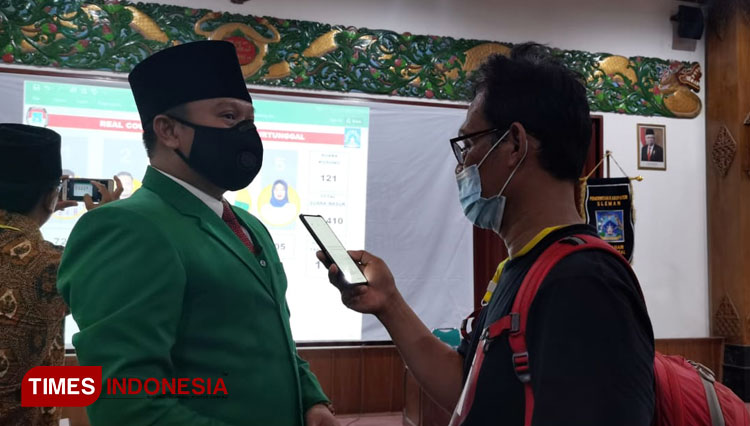 Lurah terpilih Kaluraha Desa Caturtunggal a