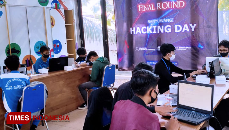 Para peserta yang mengikuti Hacking Day Competition 2020. (FOTO: Rizki Alfian/ TIMES Indonesia)