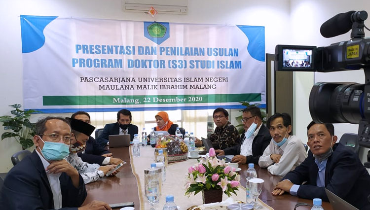 Kegiatan persentasi dan pengusulan program doktor studi islam di UIN Maliki Malang (22/12/2020). (Foto: Pascasarjana UIN Maliki Malang)